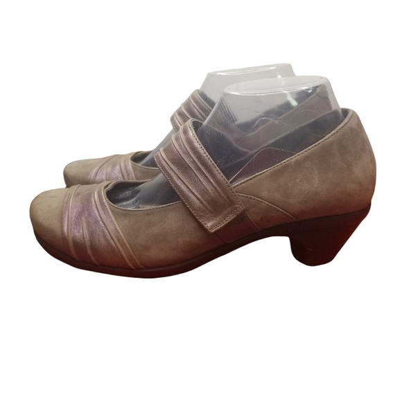 Naot Attitude taupe porcini shitake mary jane heels - Picture 1 of 10